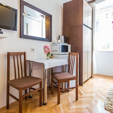 Mila Apartments In Old Town Centre Zadar Quarto foto